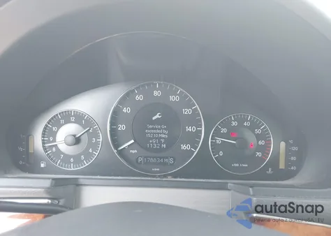 2005 Mercedes-Benz E 320 z USA, uszkodzony, nr VIN WDBUF65J45A669943